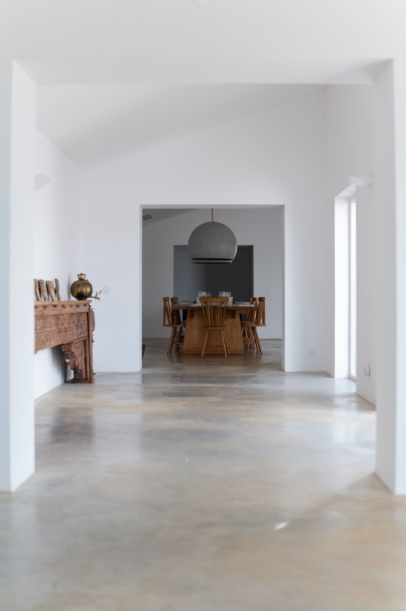 Gallery image 01